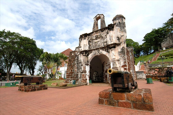 Kota A'Famosa, free places to visit in Melaka